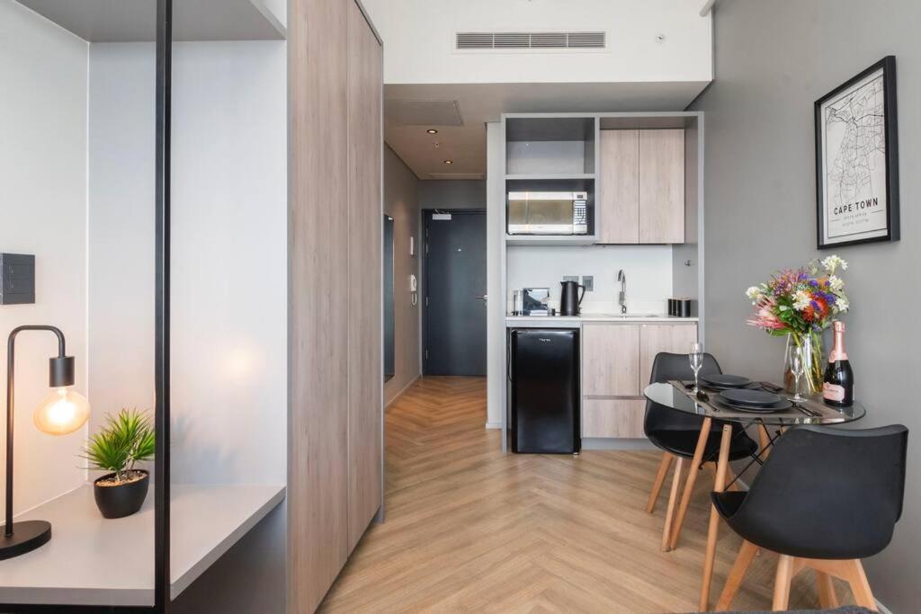 Classy Boasting Breathtaking Views Apartment